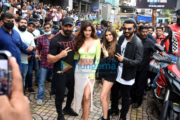 photos arjun kapoor john abraham disha patani and tara sutaria snapped promoting their film ek villain returns 4