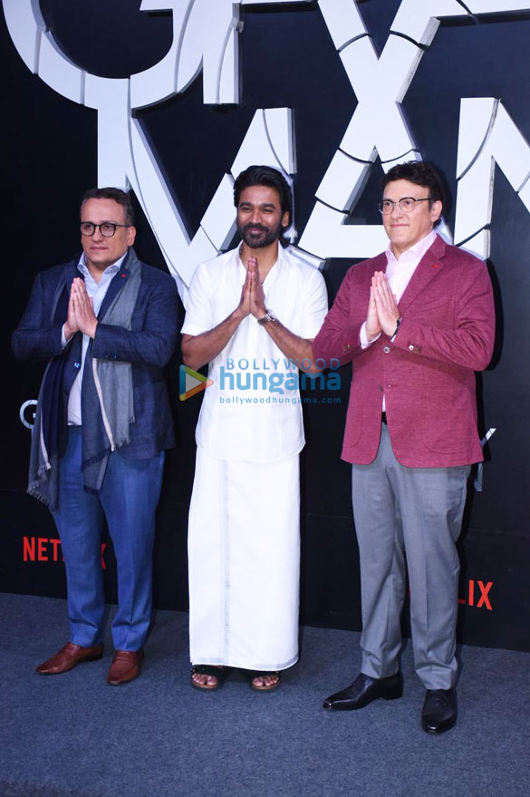 photos dhanush the russo brothers and other celebs attend the premiere of the gray man 3