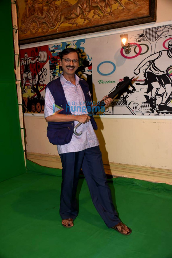 photos dilip joshi mandar chandwadkar and other celebs attend the 14 year celebration of taarak mehta ka ooltah chashmah 4