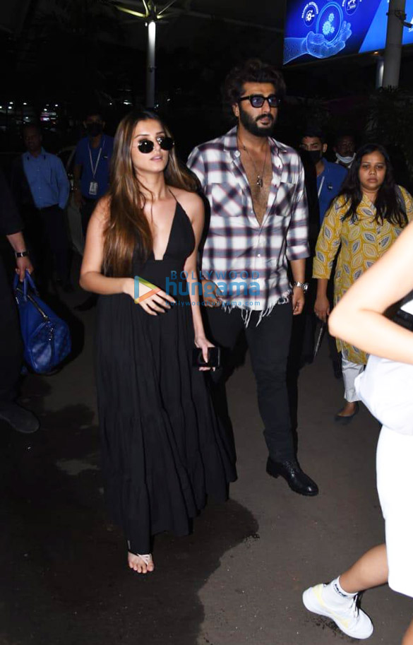 photos john abraham disha patani arjun kapoor and tara sutaria spotted at the airport 99 4