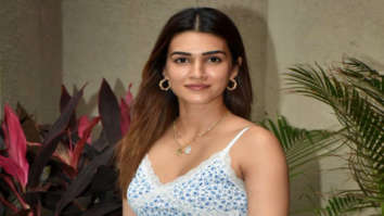 Photos: Kriti Sanon spotted at Bandra