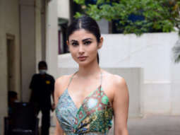 Photos: Mouni Roy snapped in Khar