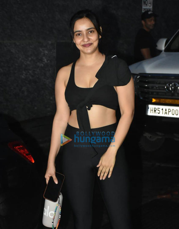Photos: Neha Sharma spotted in Bandra Photos: Neha Sharma spotted in Bandra