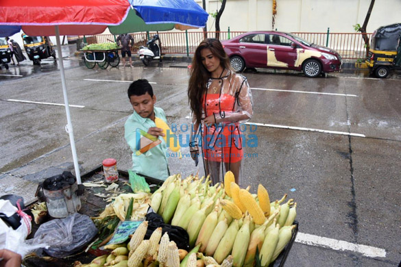 photos poonam pandey snapped enjoying corn in the rains 3