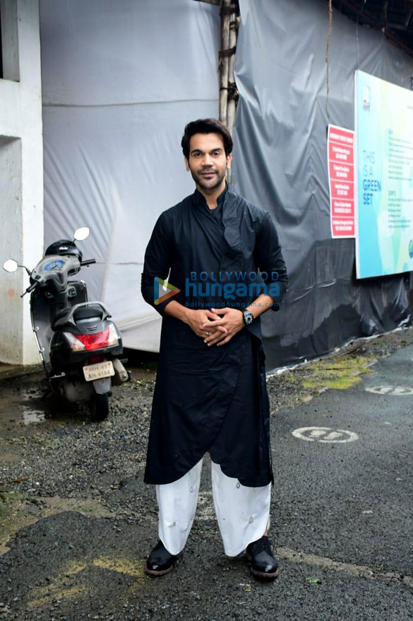 photos rajkummar rao and shekhar suman snapped on the sets of indias laughter challenge 3
