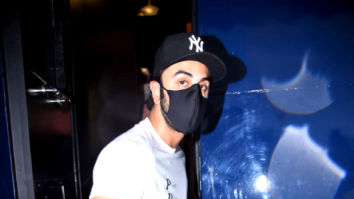 Photos: Ranbir Kapoor snapped at a shoot in Andheri