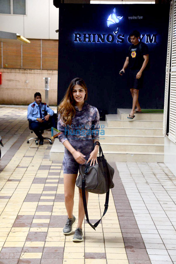 photos rhea chakraborty snapped with her brother showik chakraborty at a gym in khar 4
