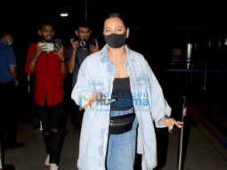 Photos: Sonakshi Sinha, Ayushmann Khurrana, Sunny Leone and others snapped at the airport