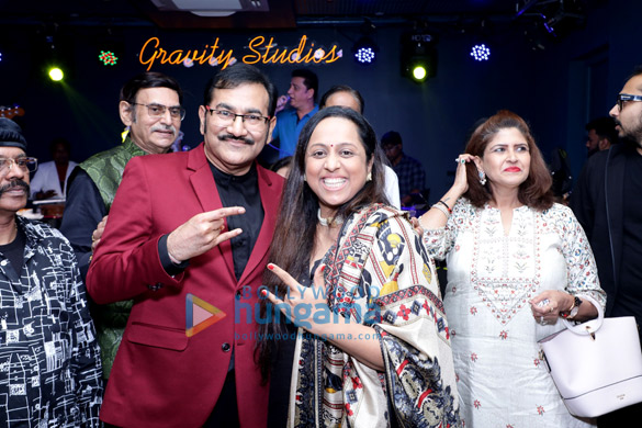 photos sonu nigam sachin pilgaonkar and others snapped at sudesh bhosa 12