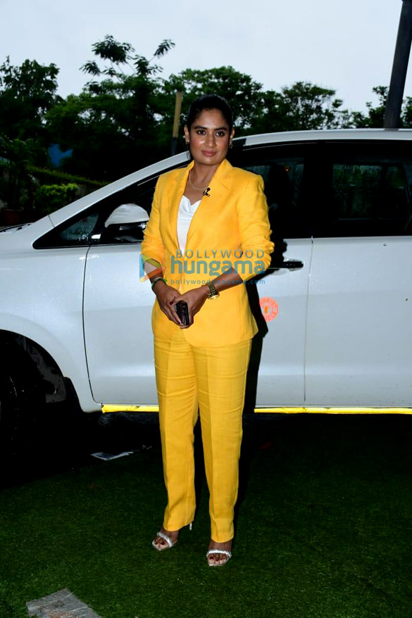 photos taapsee pannu and mithali raj snapped promoting their film shabaash mithu on the sets of dance deewane juniors 5