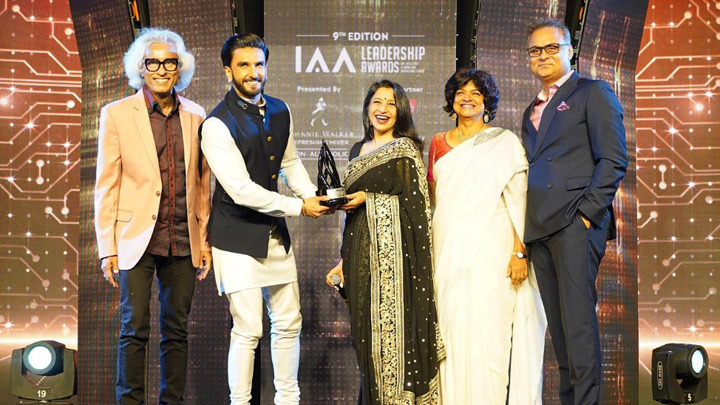 Ranveer Singh receives the IAA Brand Endorser of the Year Award 2022 Ranveer Singh receives the IAA Brand Endorser of the Year Award 2022