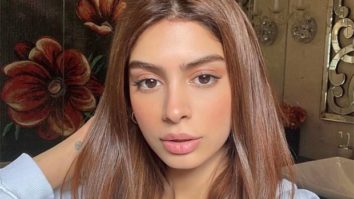 Recreate Khushi Kapoor’s soft glam look at home in 7 easy steps