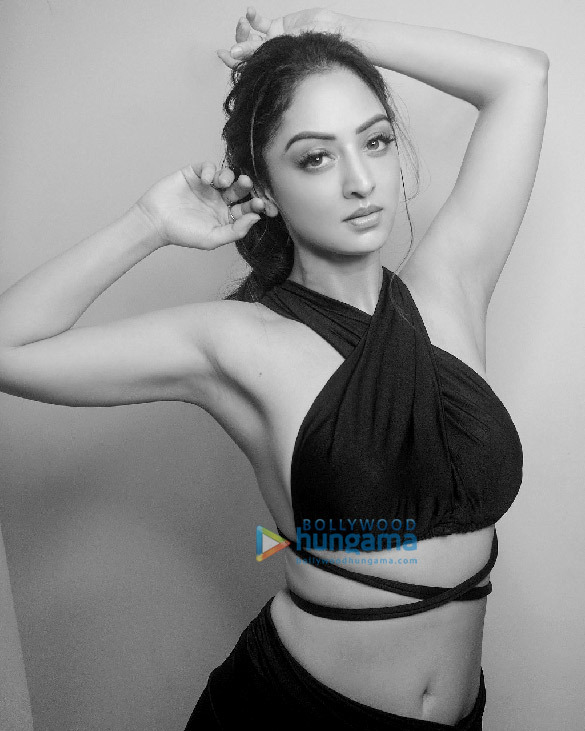 sandeepa dhar 2 5