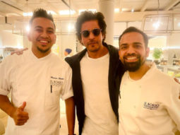 Shah Rukh Khan strikes a pose with two chefs in London amid Dunki shoot, see photos