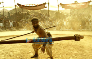 Movie stills of the movie Shamshera
