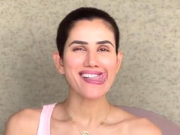 Sonnalli Seygall shares yoga exercises for face and neck