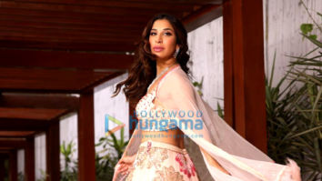 Celeb Photos Of Sophie Choudry