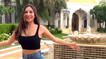 Sophie Choudry looks stylish in denims