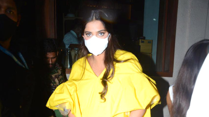 Spotted: Sonam Kapoor in a lovely bright yellow dress