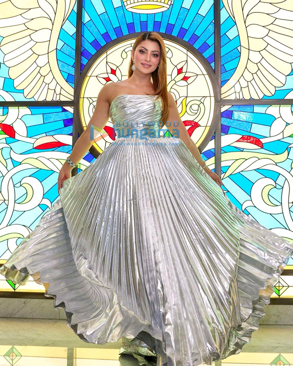 urvashi rautela 1 51