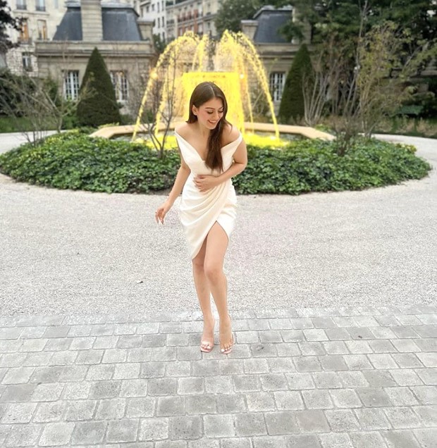 Hansika Motwani looks smouldering on vacation in Paris wearing white satin outfit Hansika Motwani looks smouldering on vacation in Paris wearing white satin outfit