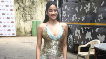 Janhvi Kapoor out for Good Luck Jerry promotion in beautiful golden outfit