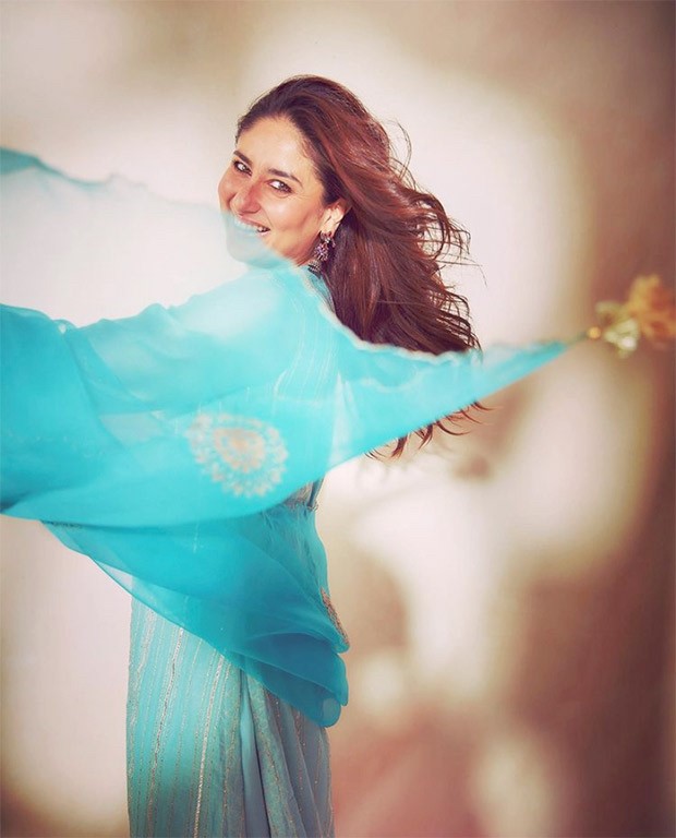 Kareena Kapoor Khan looks elegant in blue kurta set while promoting Laal Singh Chaddha