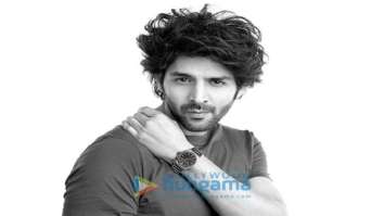 Celeb Photos Of Kartik Aaryan