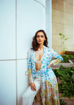 Celebrity Photos of Manushi Chhillar