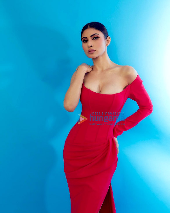 mouni roy 12 2