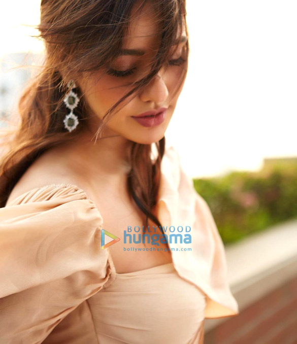 neha sharma 2 40