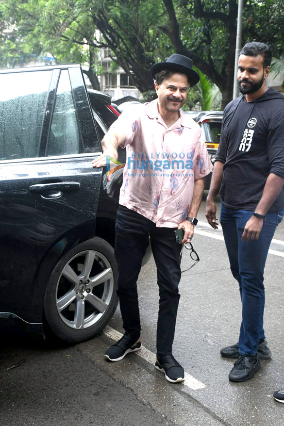 photos anil kapoor spotted on location in bandra 1