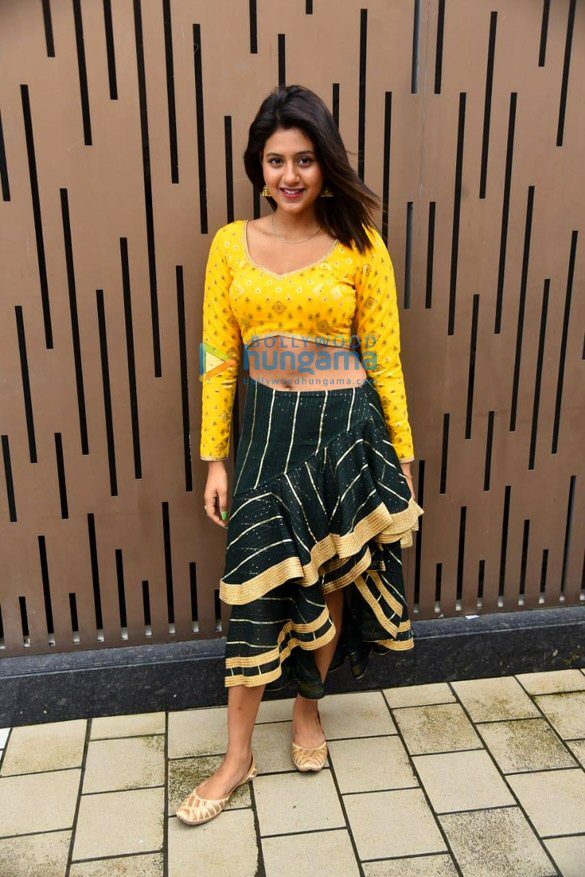 Photos: Anjali Arora snapped promoting her new song ‘Saiyyan Dil Mein Aana Re’ Photos: Anjali Arora snapped promoting her new song ‘Saiyyan Dil Mein Aana Re’