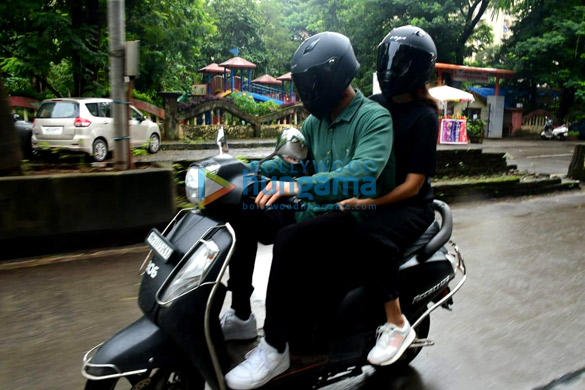 photos anushka sharma and virat kohli snapped at on a bike ride 1