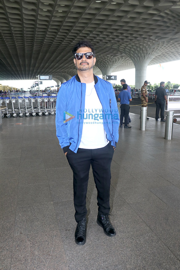 photos arbaaz khan arhaan khan malaika arora gauri khan and others snapped at the airport 1