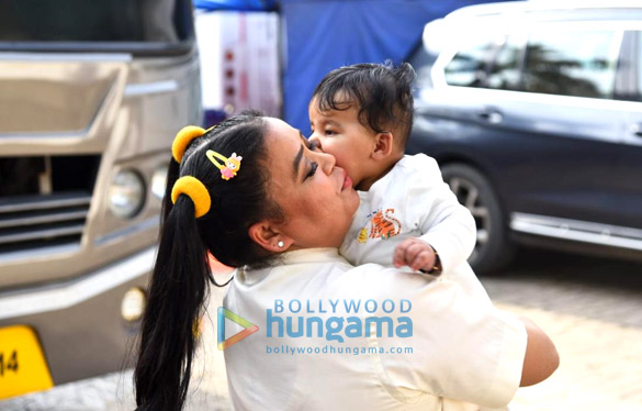 photos bharti singh snapped with her son lakshya on the sets of sa re ga ma pa lil champs in powai 3