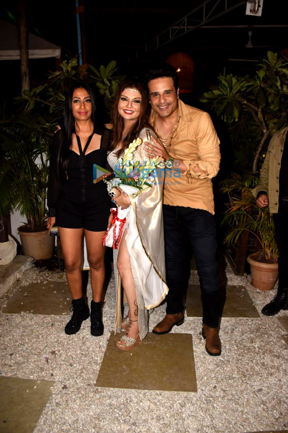 photos celebs attend deepshikhas birthday party 1