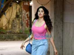 Photos: Janhvi Kapoor and Sara Ali Khan spotted outside a pilates studio