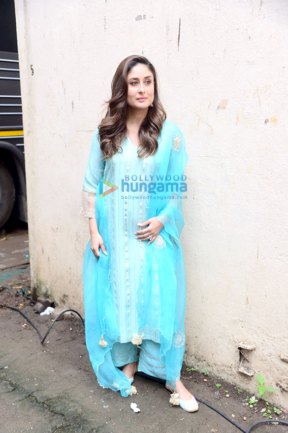 photos kareena kapoor khan promoting laal singh chaddha at mehboob studios bandra 3