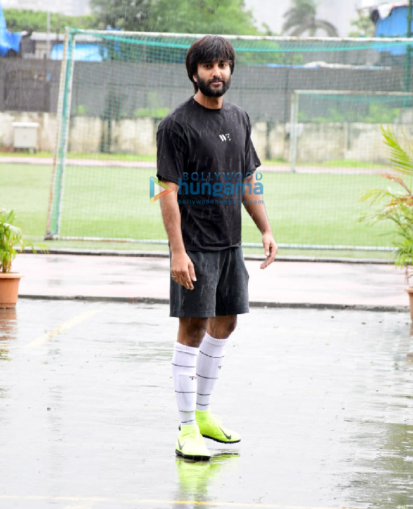photos meezaan jafri and bunty walia snapped during a football match in bandra 3