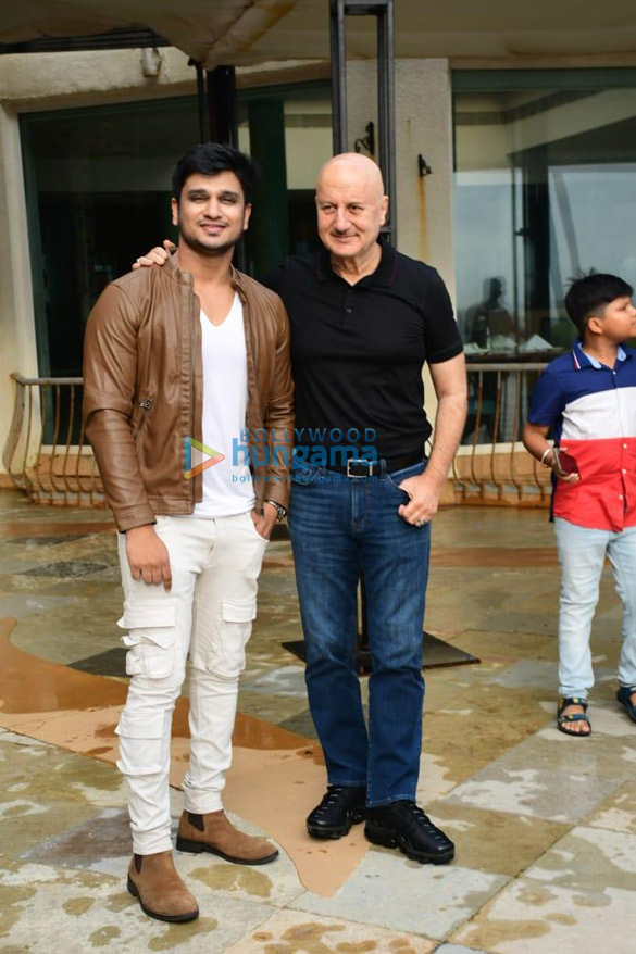 photos nikhil siddhartha anupam kher and others snapped at karthikeya 2 promotions 6