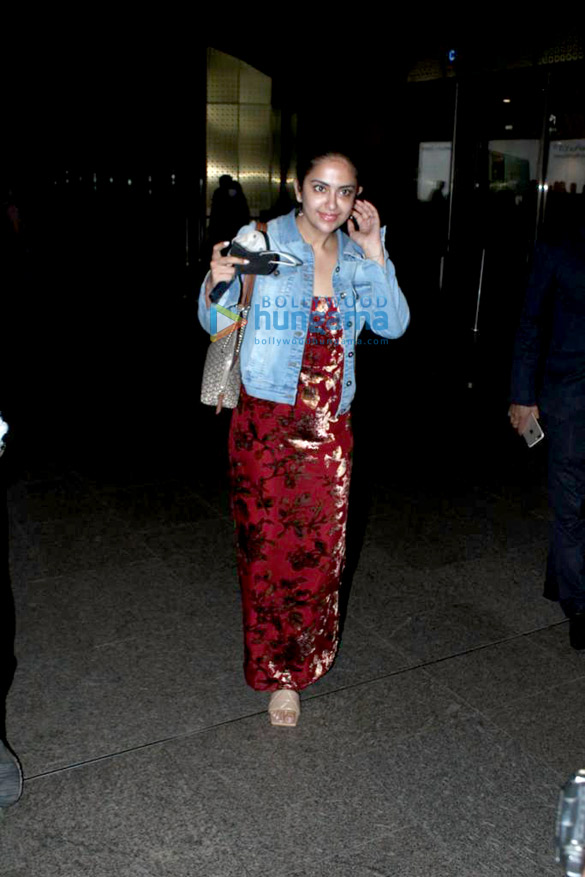 photos nora fatehi and avika gor snapped at the airport 2