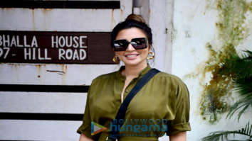 Photos: Shama Sikander snapped at Bhalla House, on Hill Road in Bandra