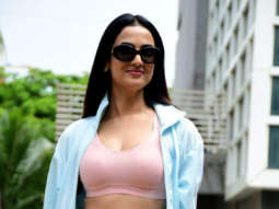 Photos: Sonal Chauhan snapped in Andheri
