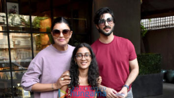 Photos: Sushmita Sen snapped with her daughter and Rohman Shawl at Santacruz