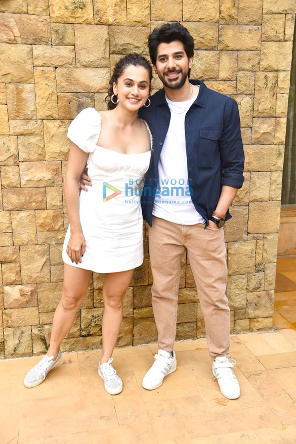 photos taapsee pannu and pavail gulati snapped promoting their film do baaraa 1