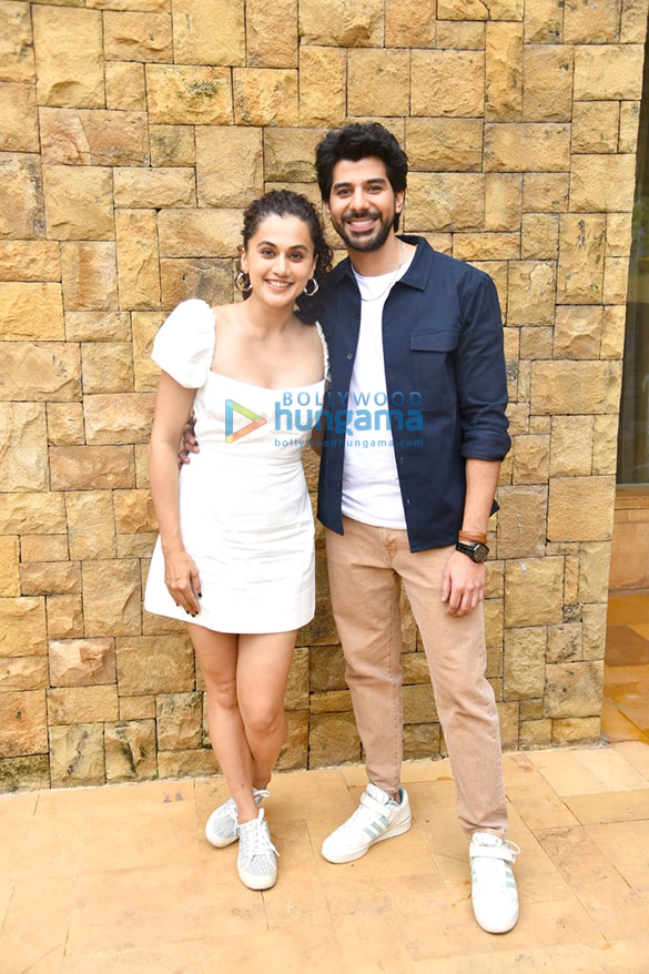 photos taapsee pannu and pavail gulati snapped promoting their film do baaraa 5