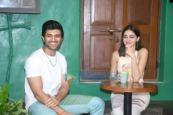 photos vijay deverakonda and ananya panday snapped at subko specialty coffee roasters and bakehouse in bandra for liger promotions 2
