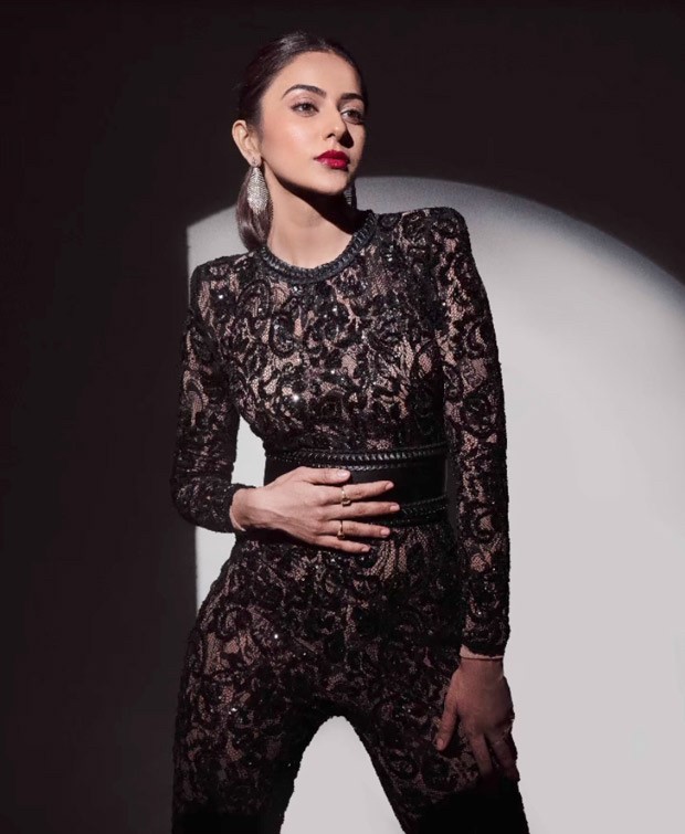 Rakul Preet Singh raises the bar with stunning photos wearing a black embellished jumpsuit worth Rs. 29K for Cuttputtli promotions Rakul Preet Singh raises the bar with stunning photos wearing a black embellished jumpsuit worth Rs. 29K for Cuttputtli promotions