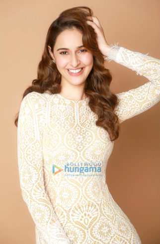 Celebrity Photos of Sadia Khateeb